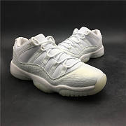 Air Jordan 11 Retro Low Heiress Pure Platinum (GS) 897331-100 - 4