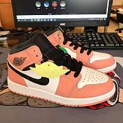 Air Jordan 1 Mid Pink Quartz (GS) 555112 603 - 3