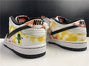 Nike SB Dunk Low“Raygun” BQ6832-101  - 5