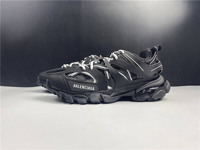 Balenciaga Track Black  542436 W1GB1 2045 - 1