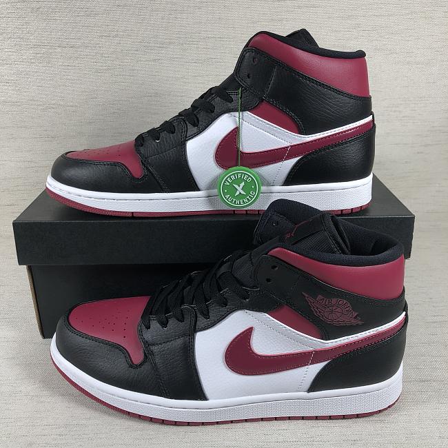 Air Jordan 1 Mid Bred Toe 554724066 - AMOFOOT