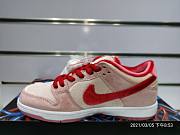 Nike SB Dunk Low StrangeLove Skateboards  CT2552-800  - 4
