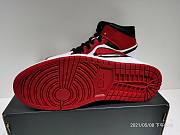 Air Jordan 1 Mid Chicago (2020) 554724-173 - 6