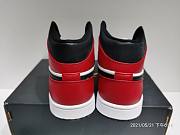 Air Jordan 1 Mid Chicago Toe 554724-069 - 2
