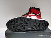 Air Jordan 1 Mid Chicago Toe 554724-069 - 5