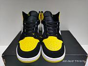 Air Jordan 1 Mid Yellow Toe Black 852542-071 - 2