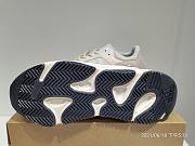 Adidas Yeezy Boost 700 Analog EG7596 - 3