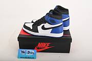 Air Jordan 1 Retro Fragment Friends and Family 716371-040F - 5