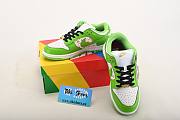 Nike SB Dunk Low Supreme Stars Mean Green (2021) DH3228-101 - 3