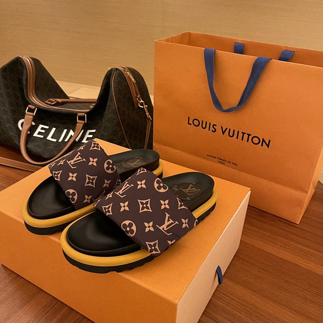 LV110 Lady Slippers  - 1