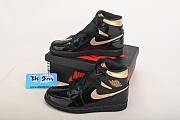 Air Jordan 1 Retro High Black Metallic Gold (2020) 555088-032 - 3