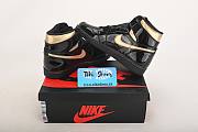 Air Jordan 1 Retro High Black Metallic Gold (2020) 555088-032 - 4