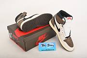 Air Jordan 1 Retro High Travis Scott Reverse - 4
