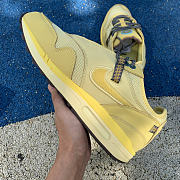 Nike Air Max 1 Travis Scott Cactus Jack Saturn Gold DO9392-700  - 4