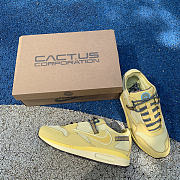 Nike Air Max 1 Travis Scott Cactus Jack Saturn Gold DO9392-700  - 2