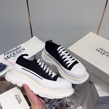 MQSS13 Tread Slick Lace Up Sneaker 