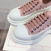 MQSS06 Tread Slick Lace Up Sneaker - 6