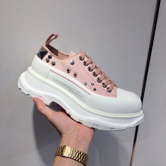 MQSS06 Tread Slick Lace Up Sneaker - 1