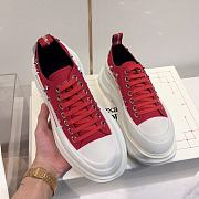 MQSS10 Tread Slick Lace Up Sneaker  - 5