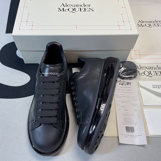 MQSK379 Oversized Sneaker Full Black - 1