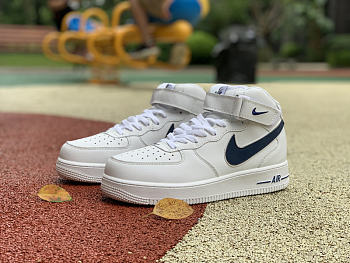 Air Force 1 MID white deeop blue AT4141-106