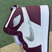 Air Jordan 1 Retro High OG Bordeaux (GS) 575441-611 - 4