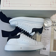 MQSK354 Oversized Sneaker - 3