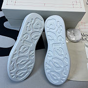 Alexander McQueen Oversized Ivory Black (W) - 3