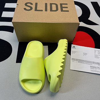 Yeezy SD Slides 