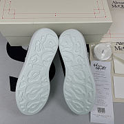 Alexander McQueen Oversized Ivory Black 553770WHGP79061 - 3