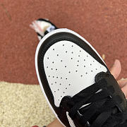 NIke Air Jordan 1 Low Travis Scott x panda DM7866-012 - 3