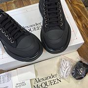 Alexander McQueen Tread Slick Lace Up Boot Low Black - 4