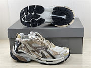 Balenciaga Runner Beige Black White 677403W3RB39891 - 2