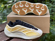Adidas Yeezy 700 V3 Mono Safflower HP5425 - 6
