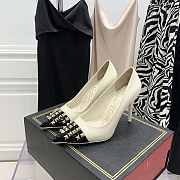 ROCKSTUD ALCOVE KIDSKIN AND PATENT-LEATHER PUMP 90 MM WW0S0DF8YGDL11 - 2