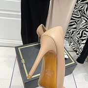 ROCKSTUD ALCOVE KIDSKIN AND PATENT-LEATHER PUMP 90 MM WW0S0DF8YGDXK0 - 2