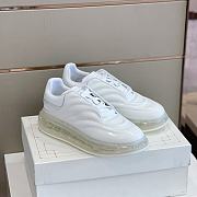 Alexander McQueen Oversized White Clear Sole 604232WHX989000 - 2
