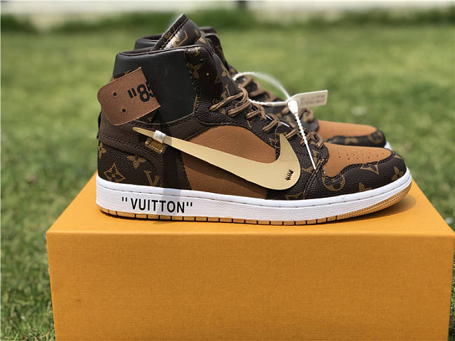 OFF-WHITE x Air Jordan 1 LV  - 1