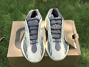 Adidas Yeezy 700 V3 Fade Salt ID1674 - 2