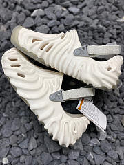 Crocs Pollex Clog by Salehe Bembury Menemsha 207393-100 - 5