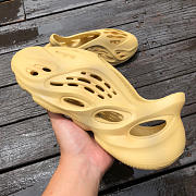 Adidas Yeezy Foam RNR Desert Sand GV6843 - 5