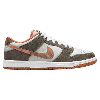 Crushed D.C. x Nike SB Dunk Low DH7782-001