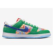 Nike SB Dunk Low Foam Finger Stadium Green Old Royal University Red DZ5184-300 - 1
