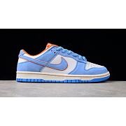 Nike SB Dunk Low 