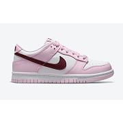 Nike Dunk SB Low Valentine's Day CW1590-601 - 1