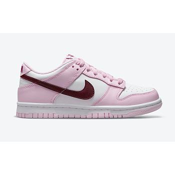 Nike Dunk SB Low Valentine's Day CW1590-601