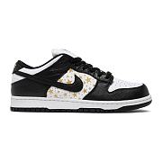 Nike SB Dunk Low Supreme Stars Black (2021) DH3228-102 - 1