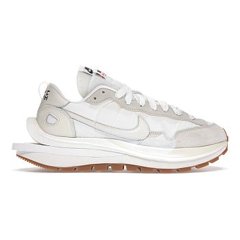 Nike Vaporwaffle sacai Sail Gum DD1875-100