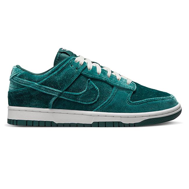 Nike Dunk Low Green Velvet (W) DZ5224-300 - 1