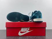 Nike Dunk Low Green Velvet (W) DZ5224-300 - 6